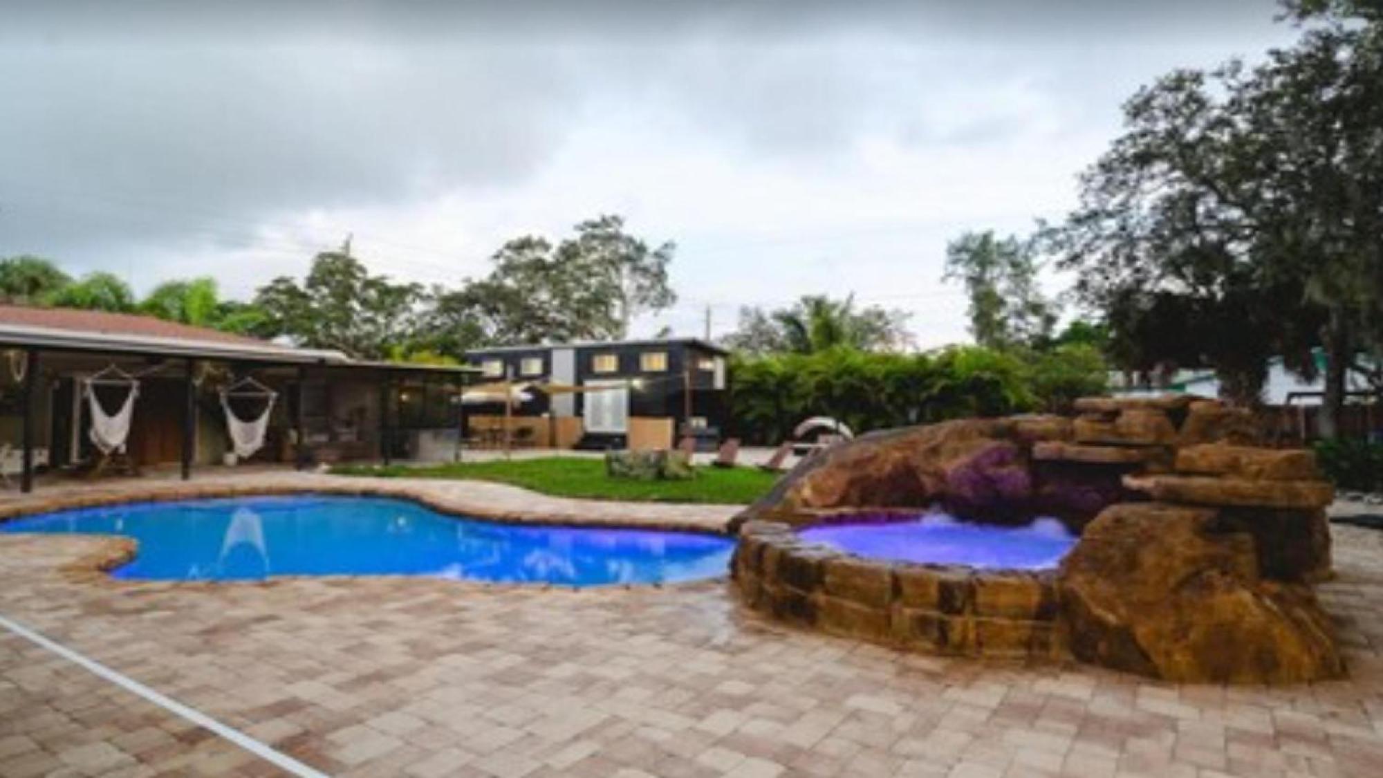 108 Loft Bradenton Villa Exterior photo